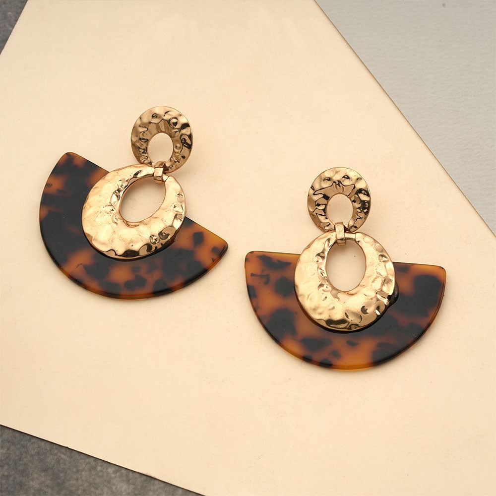 Gleam and shine- Golden metallic dangler earrings