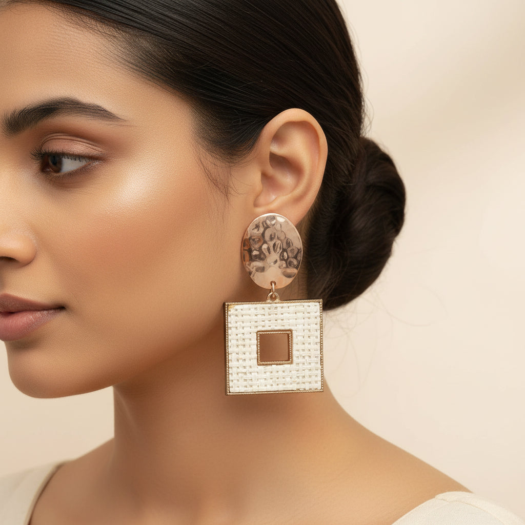 Square Gleam- square shaped dangler earrings