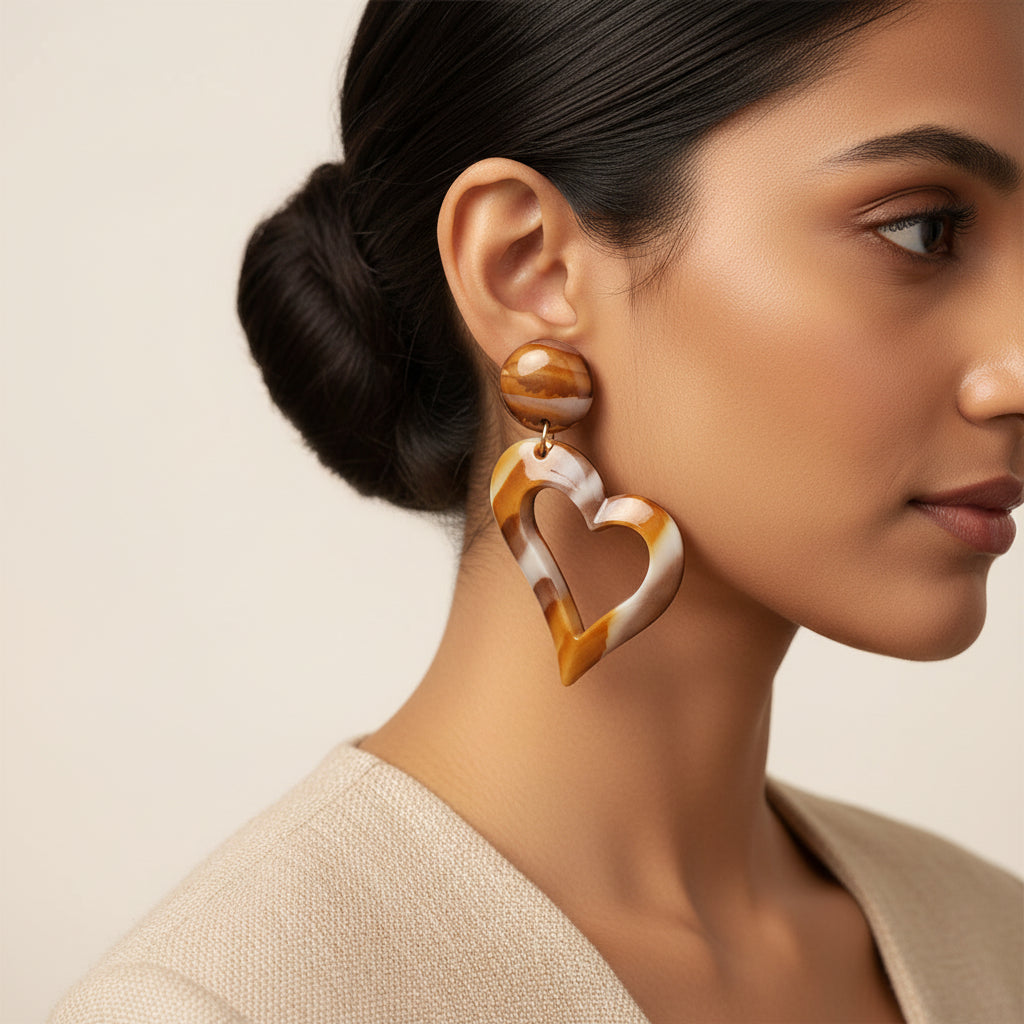 Hey Heart- Heart shaped dangler earrings