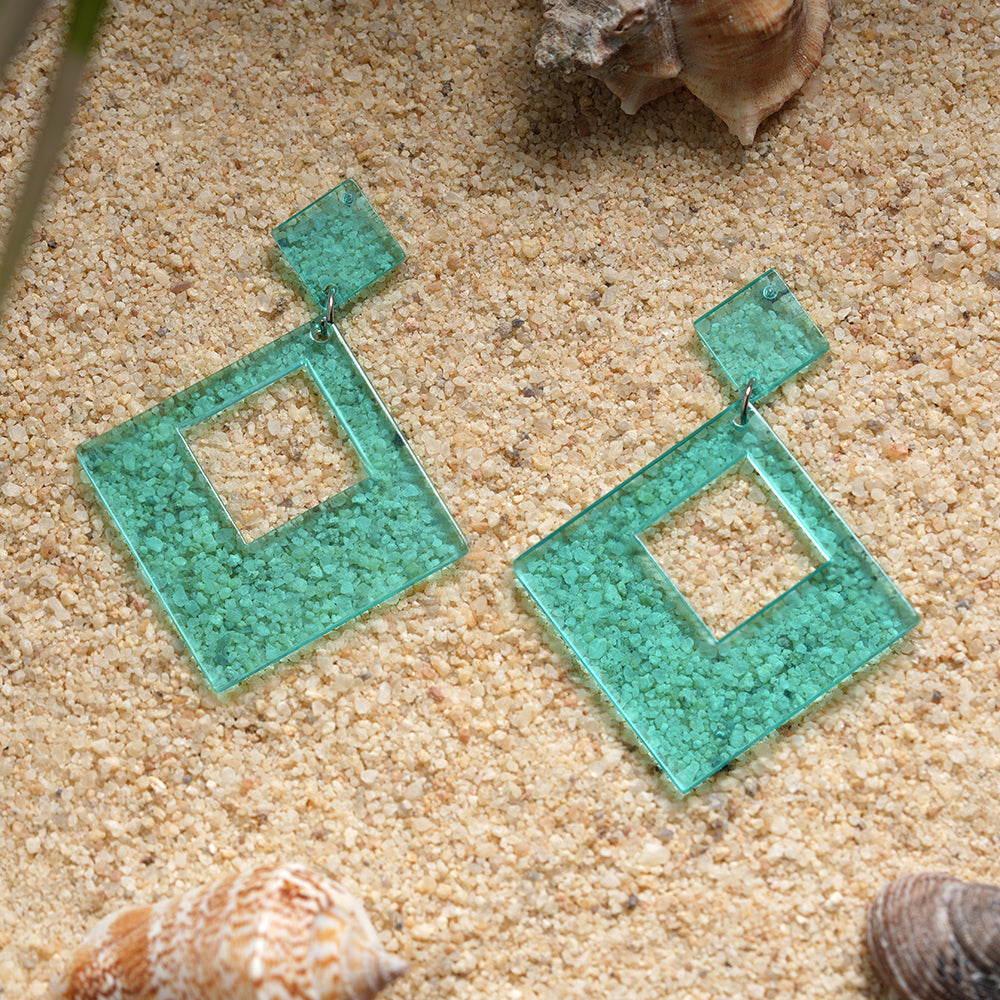 Soft Horizon- Geomatrical Dangler earrings