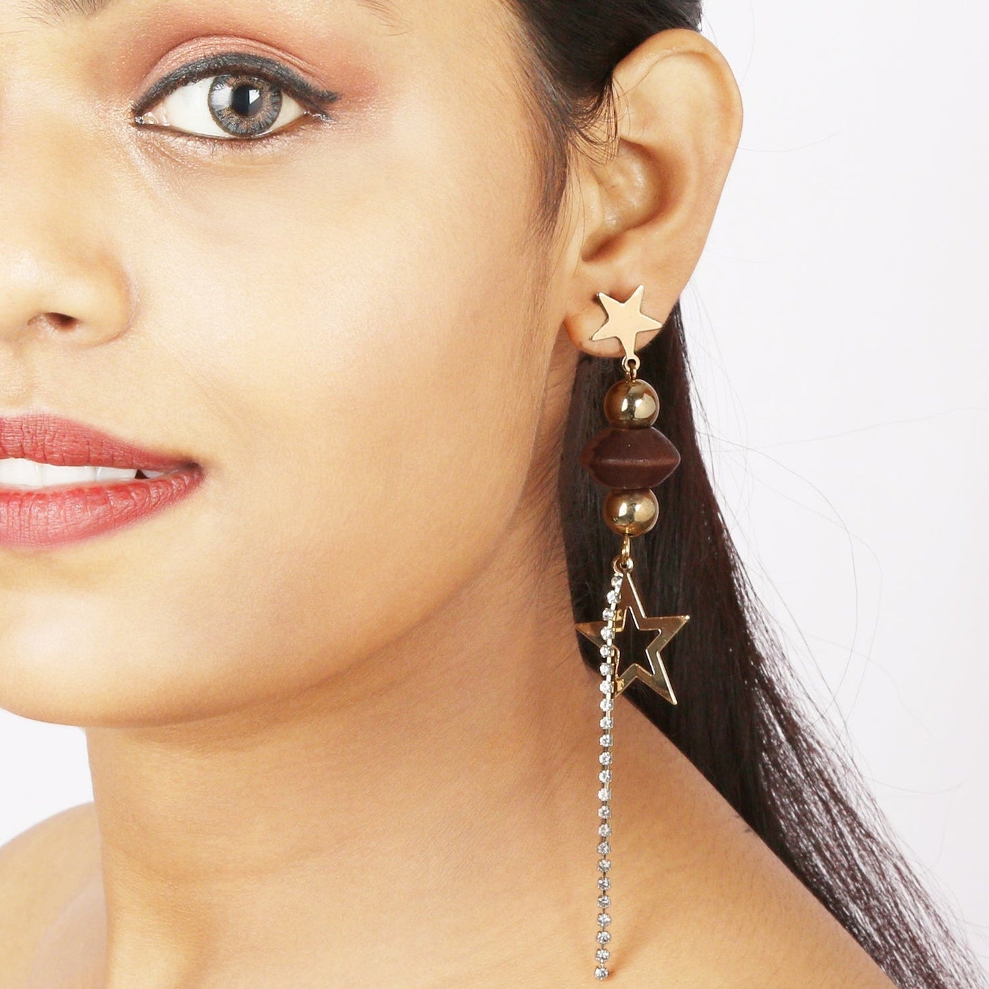 Shine star- Star shaped dangler earrings