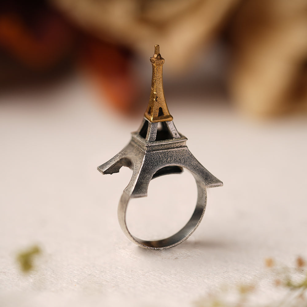Premika- Silver oxidised ring
