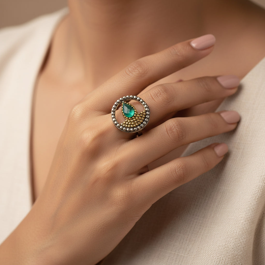Aishwarya- Silver oxidised ring