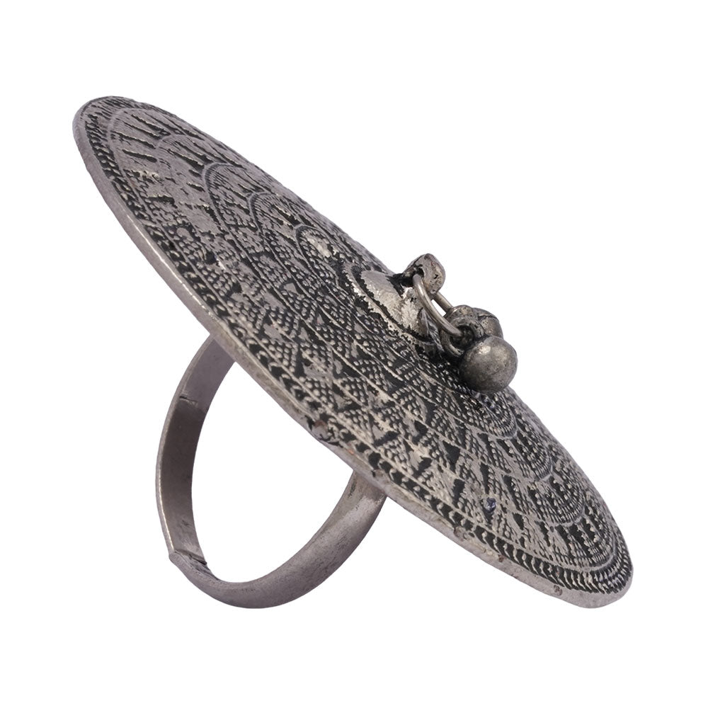 Chhavi- Silver oxidised ring