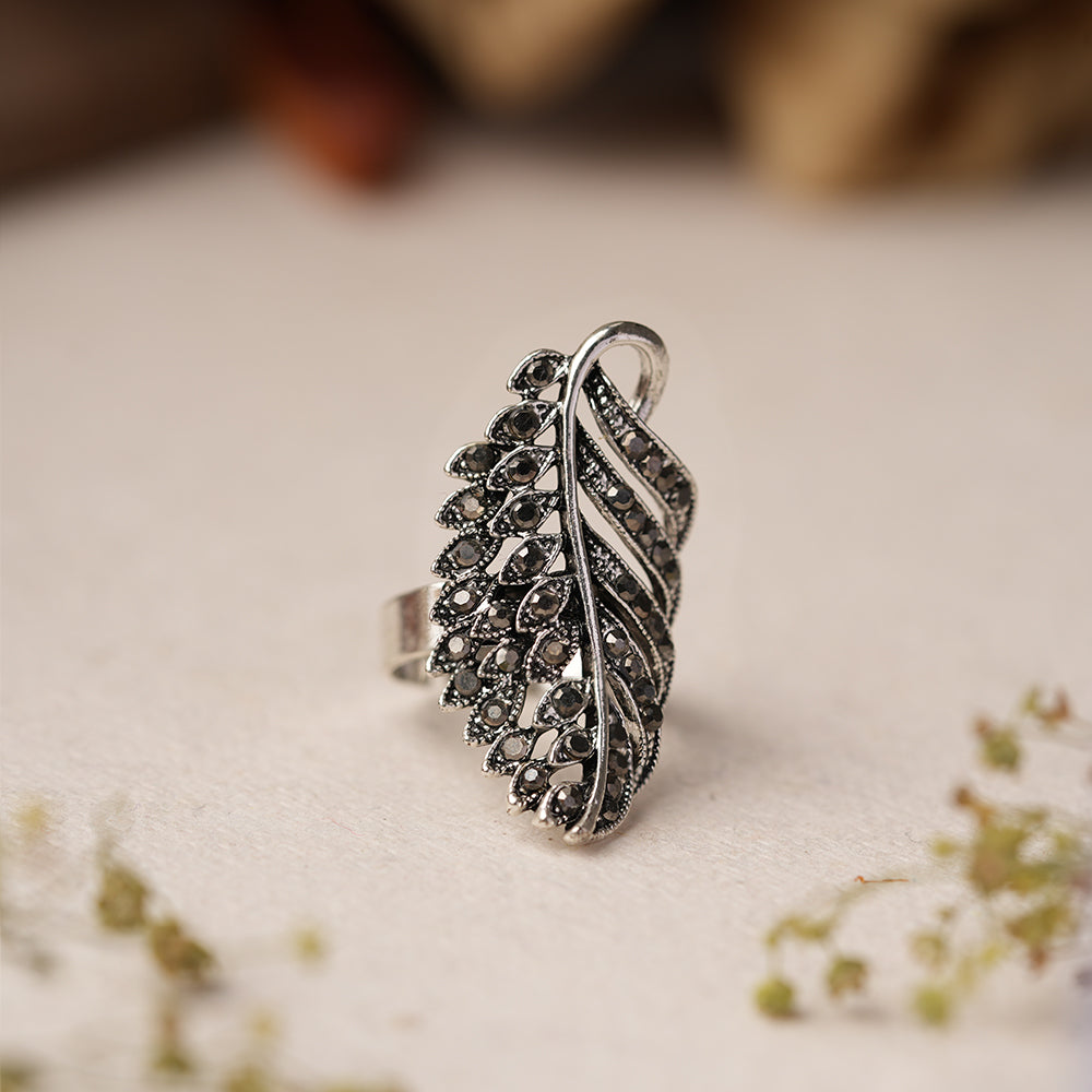 Ragini- Silver oxidised ring