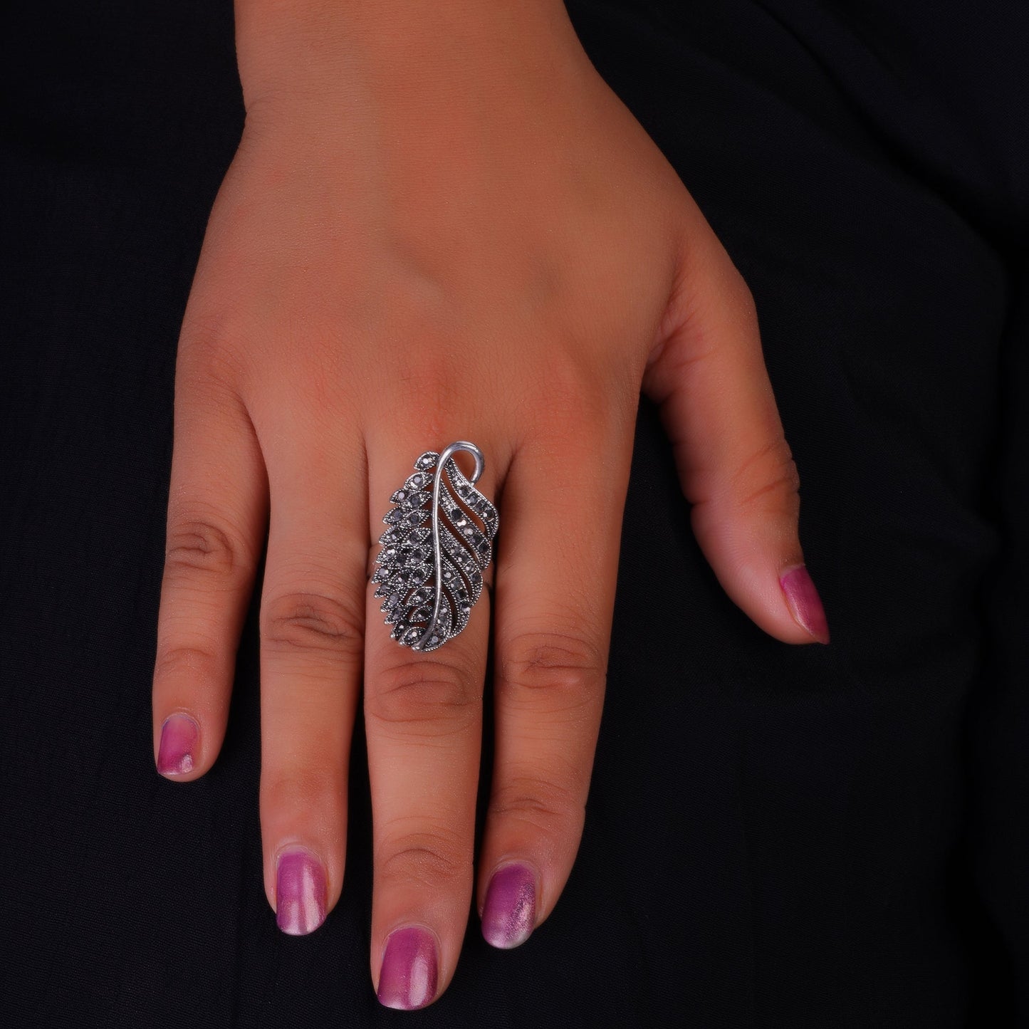 Ragini- Silver oxidised ring