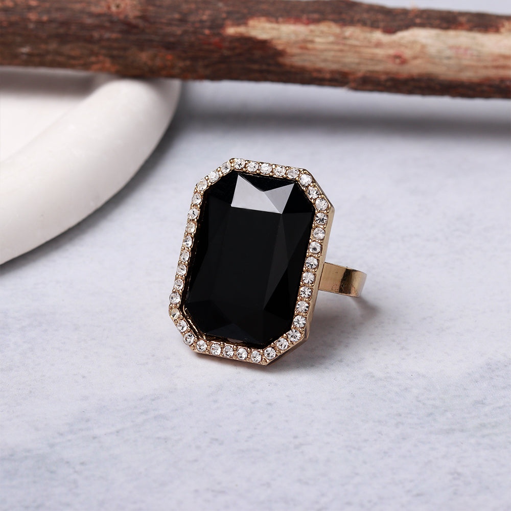 Auric Glow- Stone studded ring
