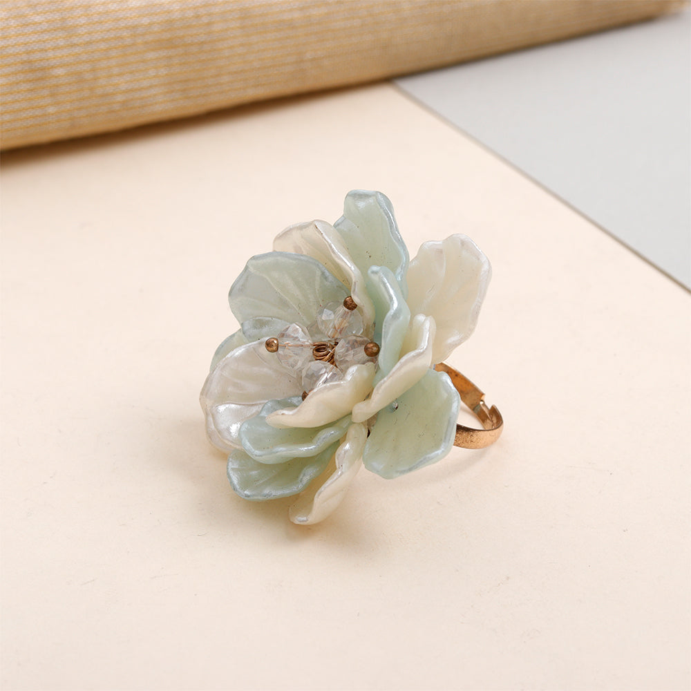 Pure Gleam- Flower shaped ring