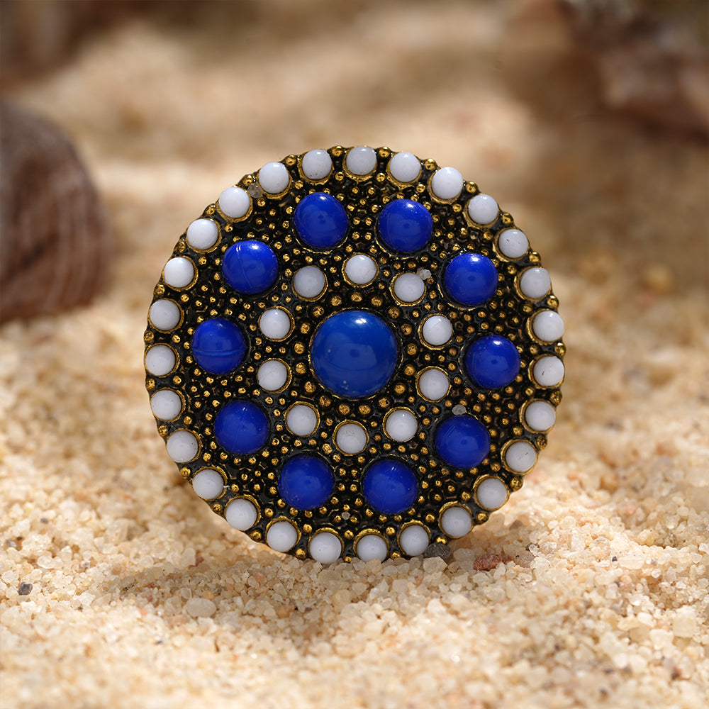 Echo Form- Pearl studded ring