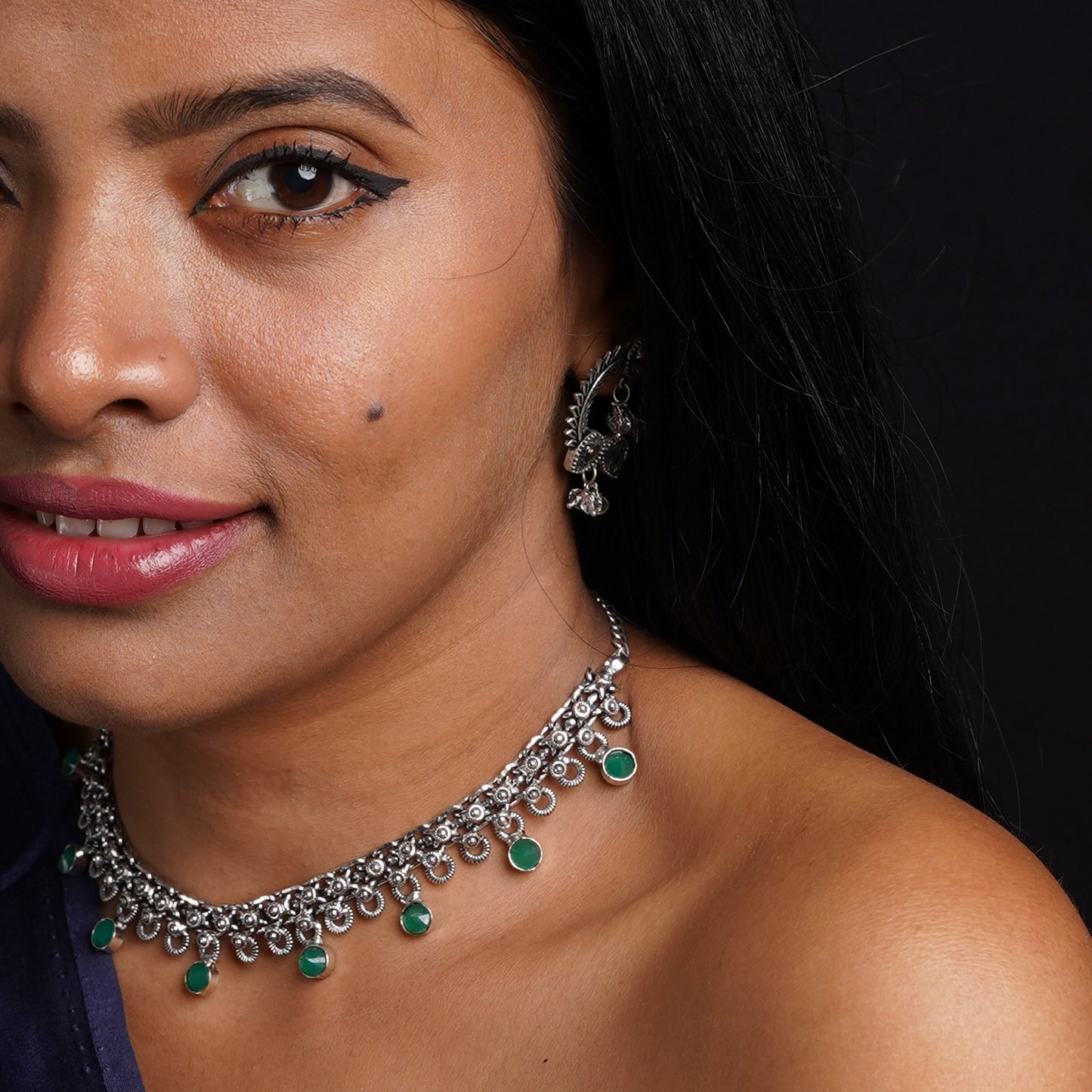 Mridula- Green stone Brass Neckpiece(Green)