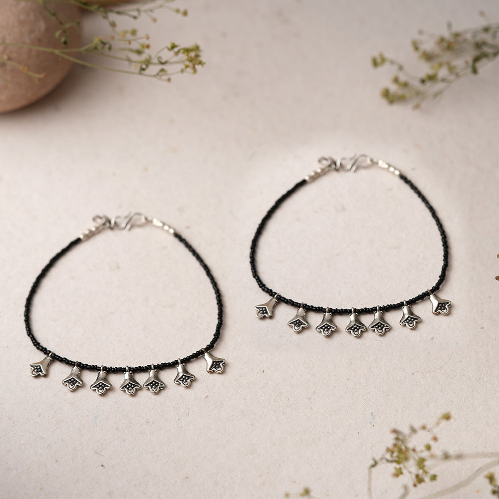 Noor- Oxidised beaded anklet
