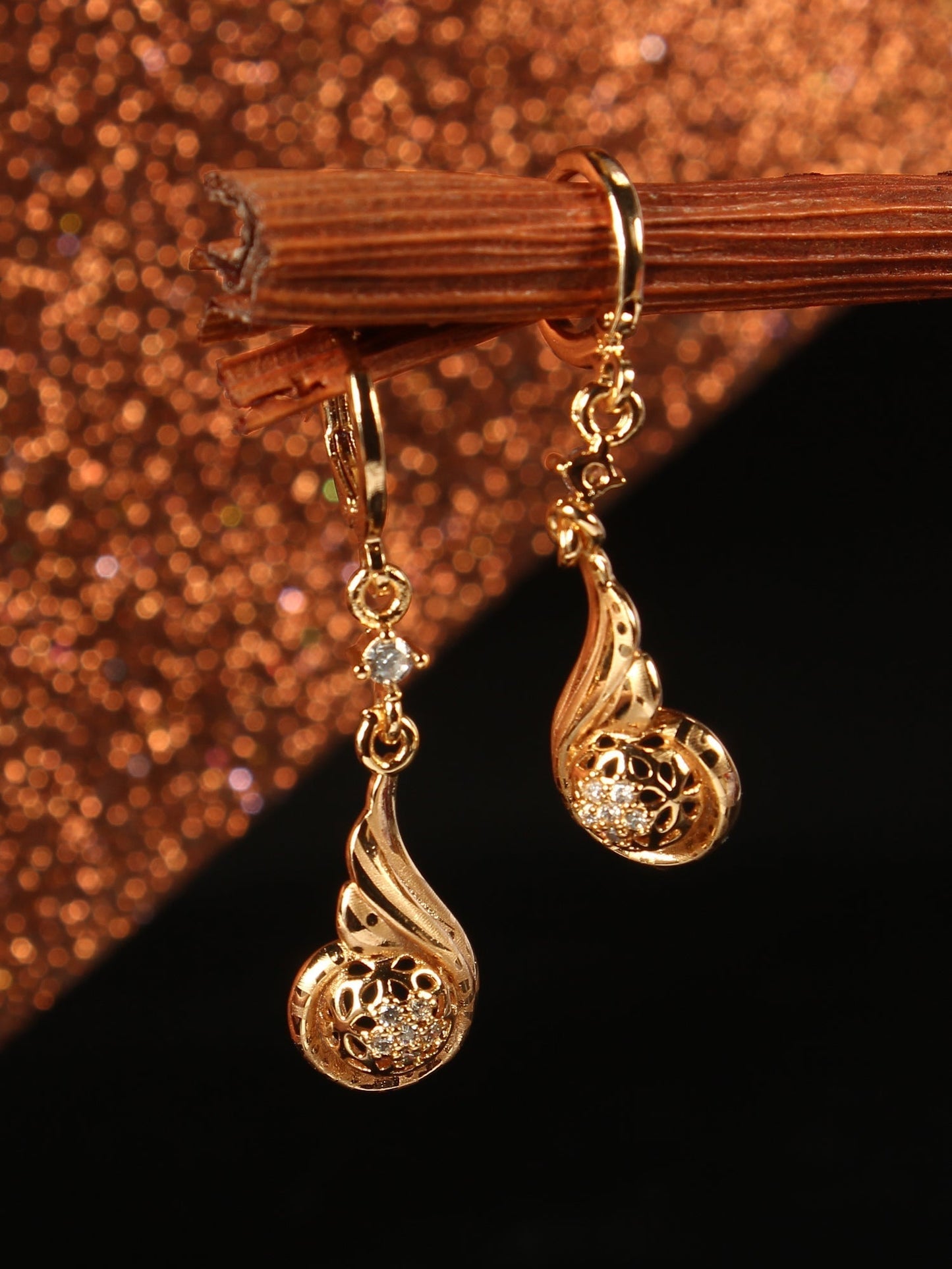 Daylisse- Stone Studded Zirconia Dangler Earrings