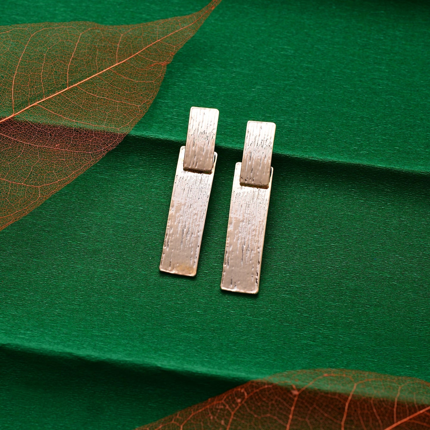 Vine Line- Golden rectangle stud earrings