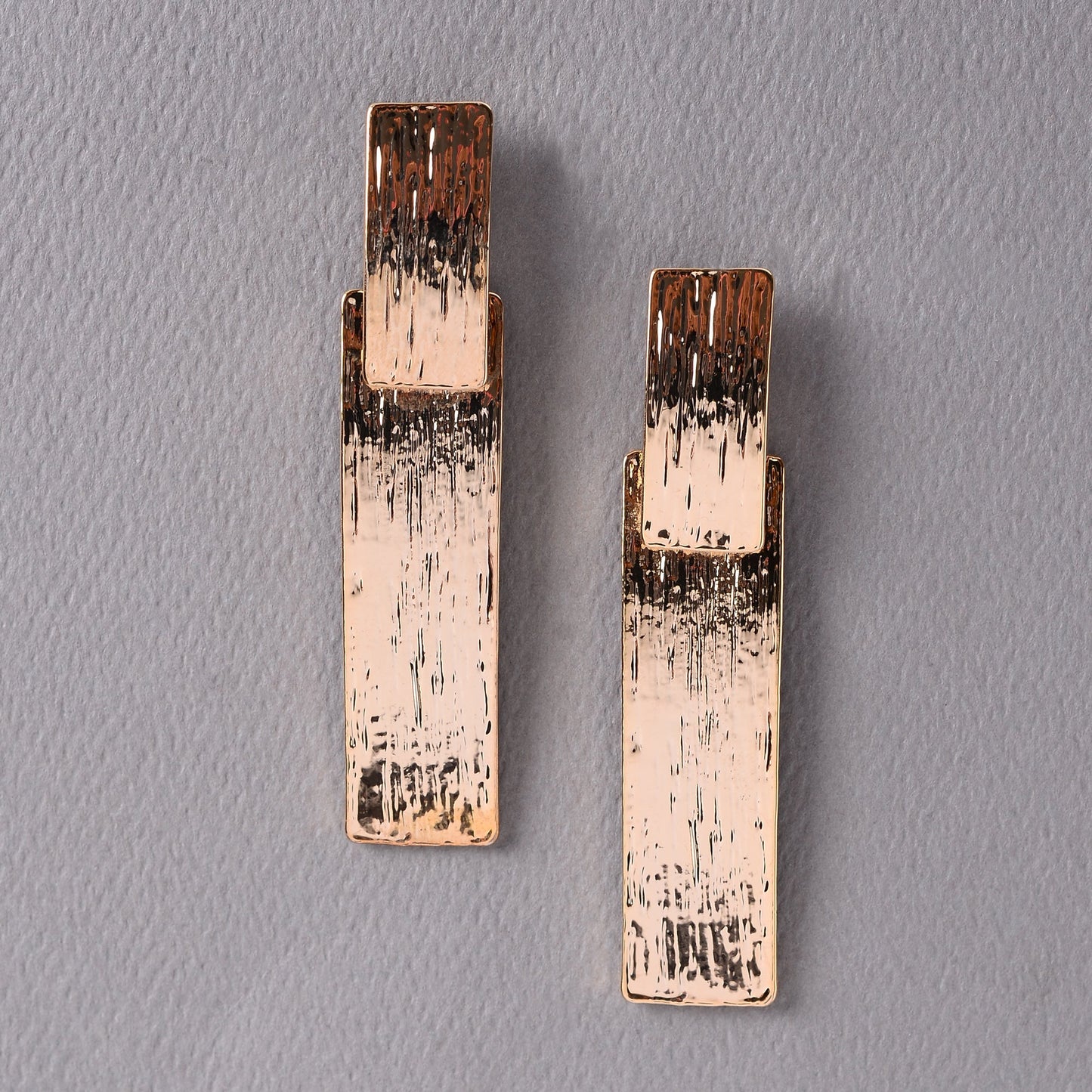 Vine Line- Golden rectangle stud earrings