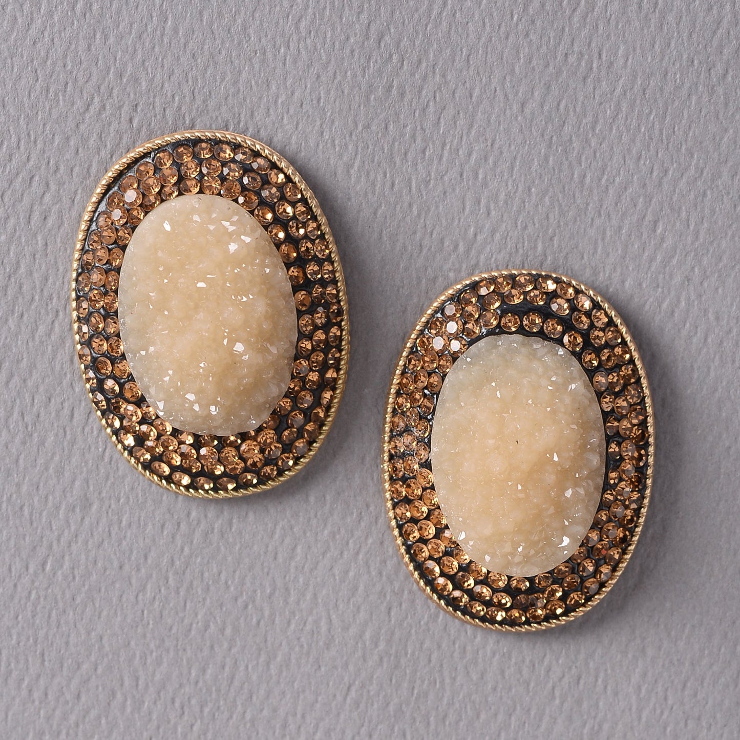 Ethereal Line- Stone studded stud earrings