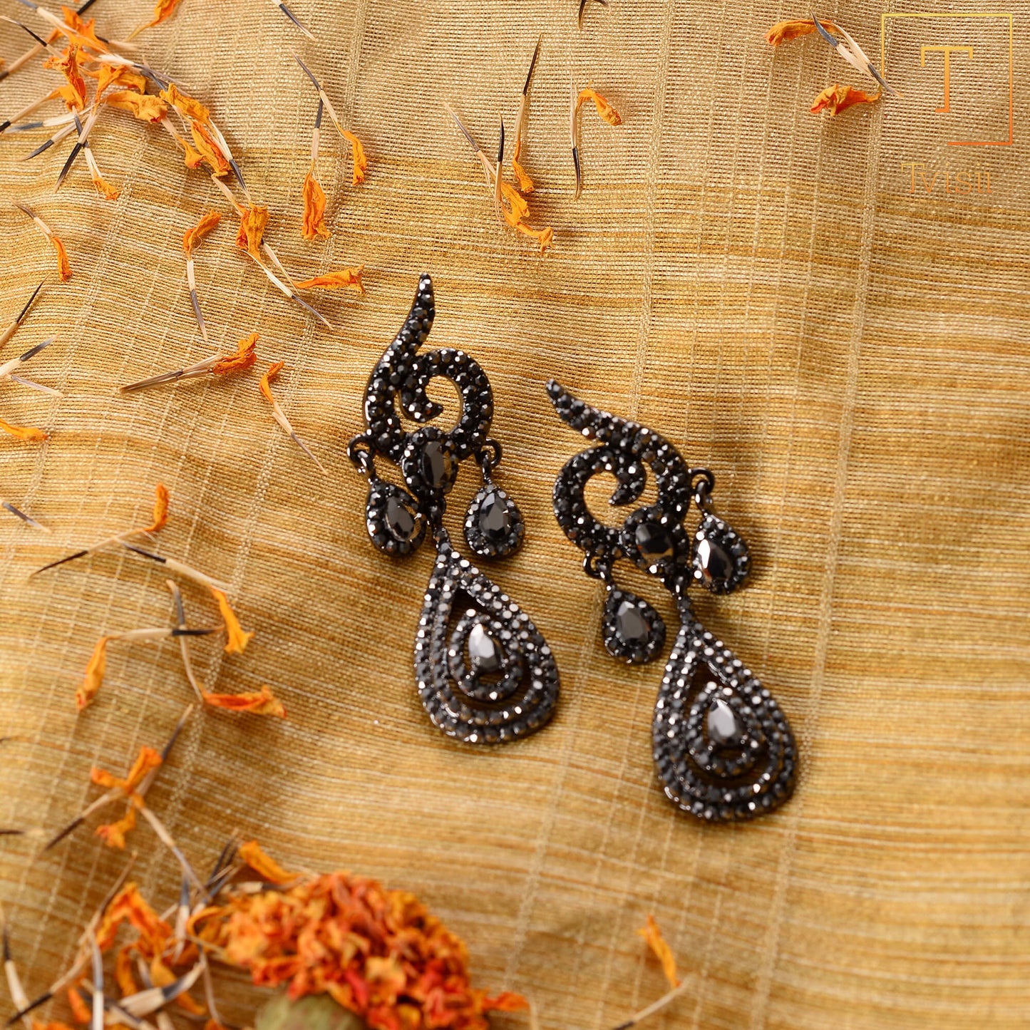 Shine Etch- Stone studded dangler earrings