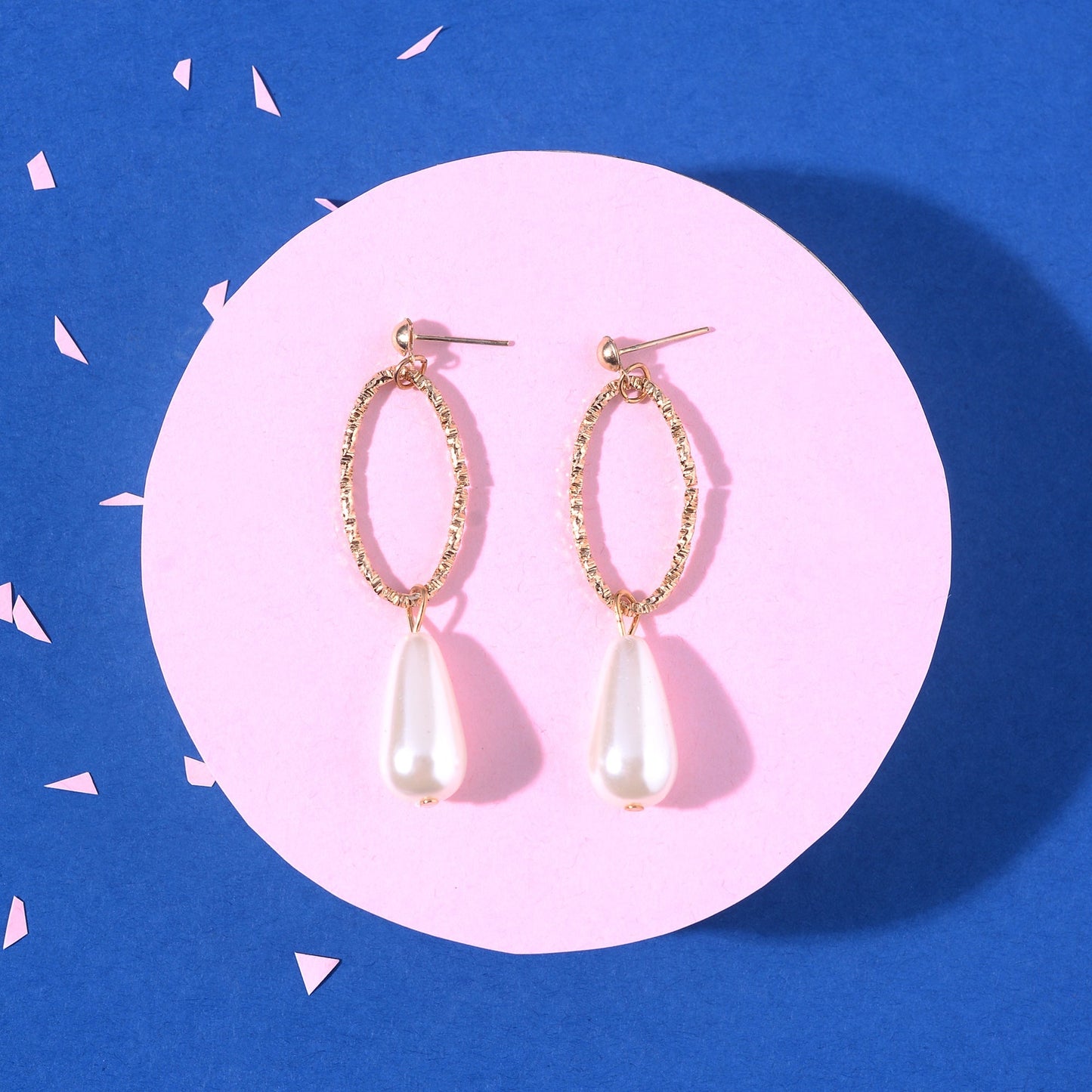 Pop Shapes- Ganging Pearl Dangler earrings