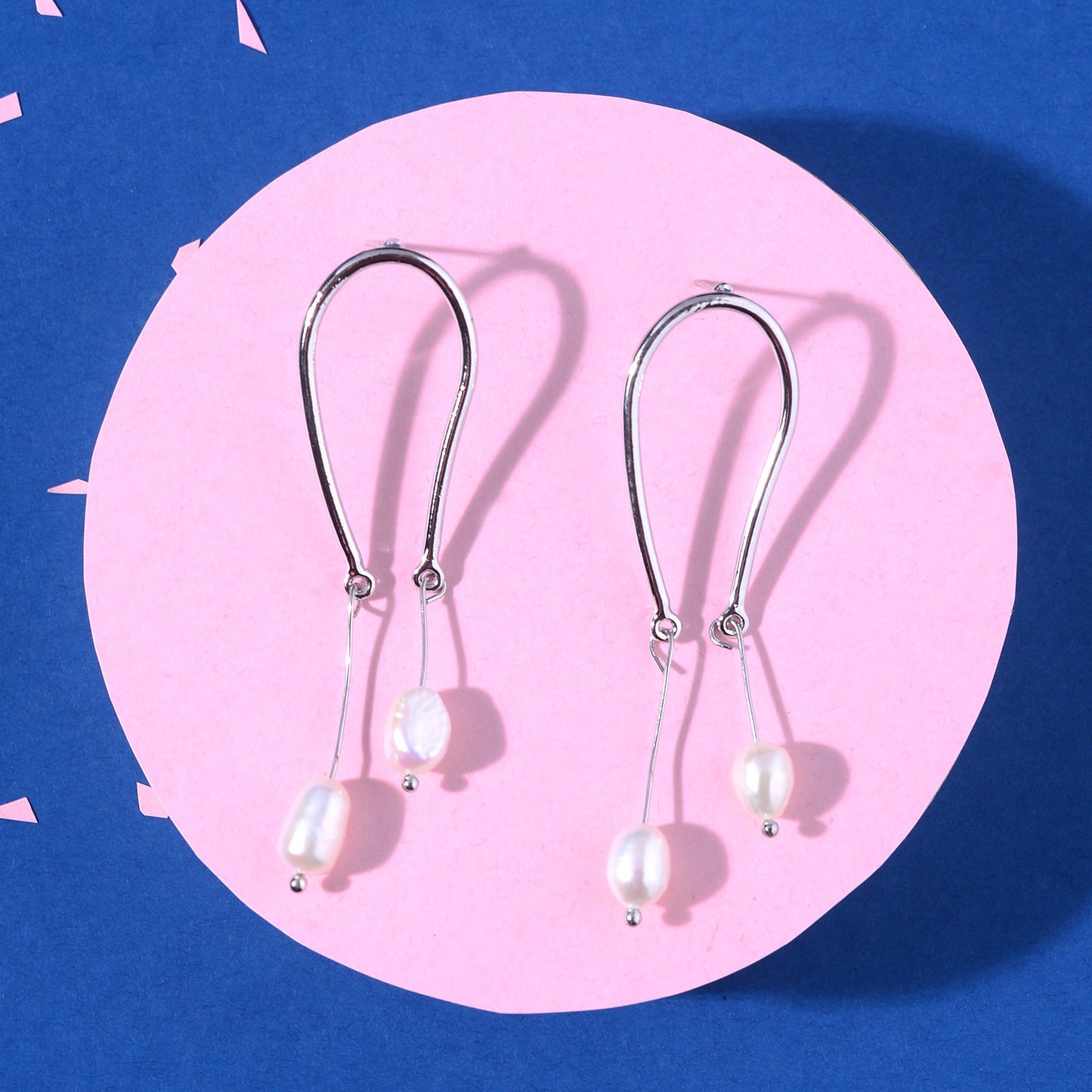 Ceafted curve- Hanging pearl dangler earrings