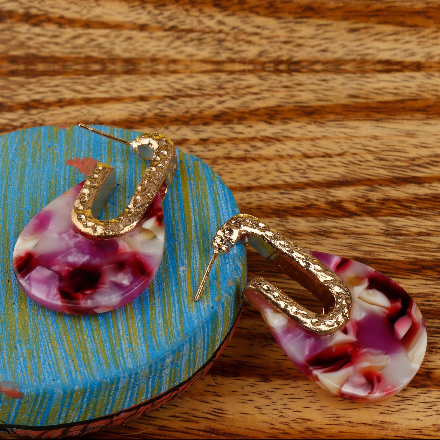 Pebble Thread- Marble textured dangler earrings
