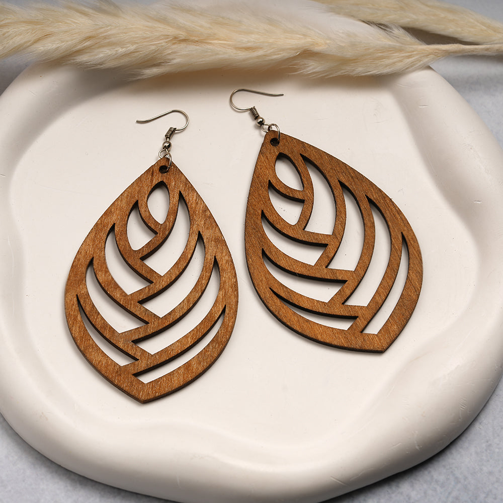 Leaf line- leaf carved dangler earrings
