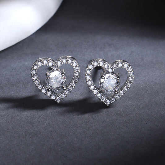 Vire Gold- Stone studded stud earrings