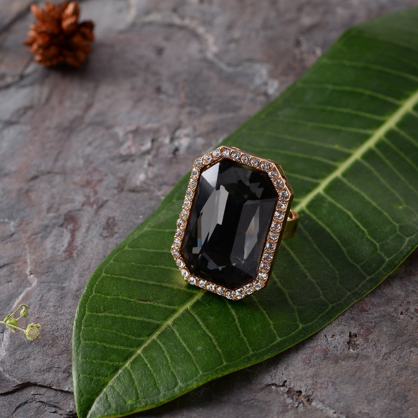 Auric Glow- Stone studded ring