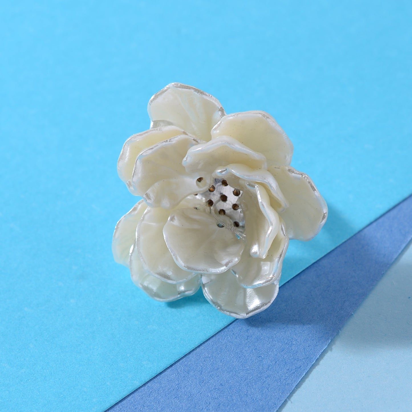 Pure Gleam- Flower shaped ring