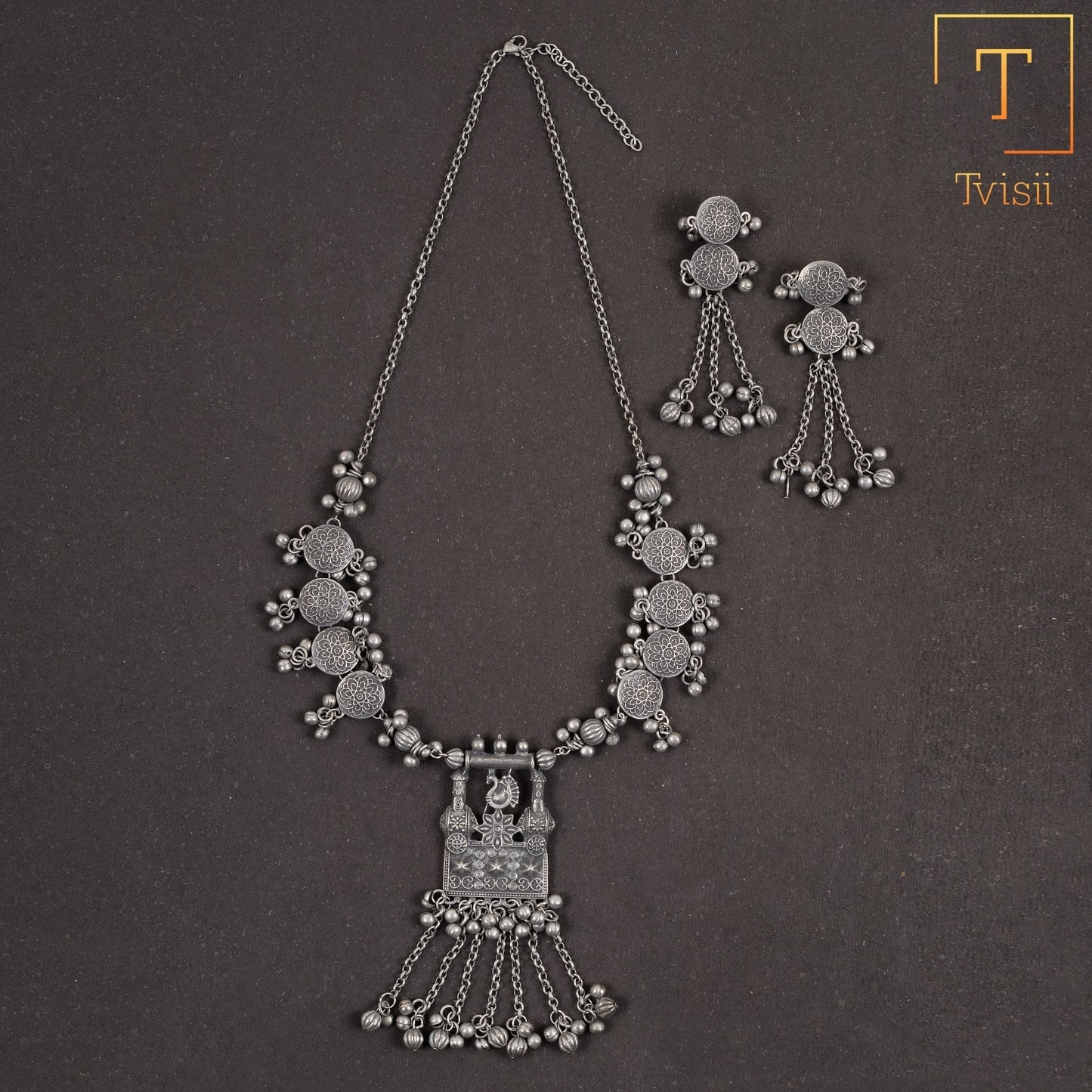 Rudrangi – Silver-Toned Brass Necklace Set