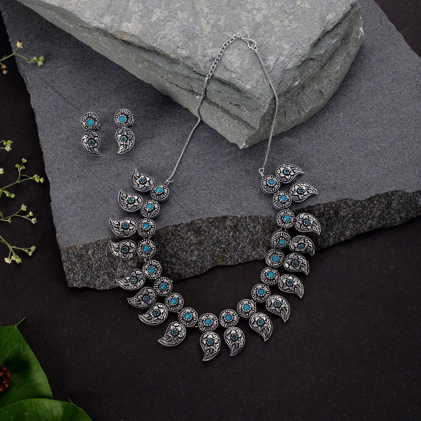 Rajlaxmi- Brass Necklace Set