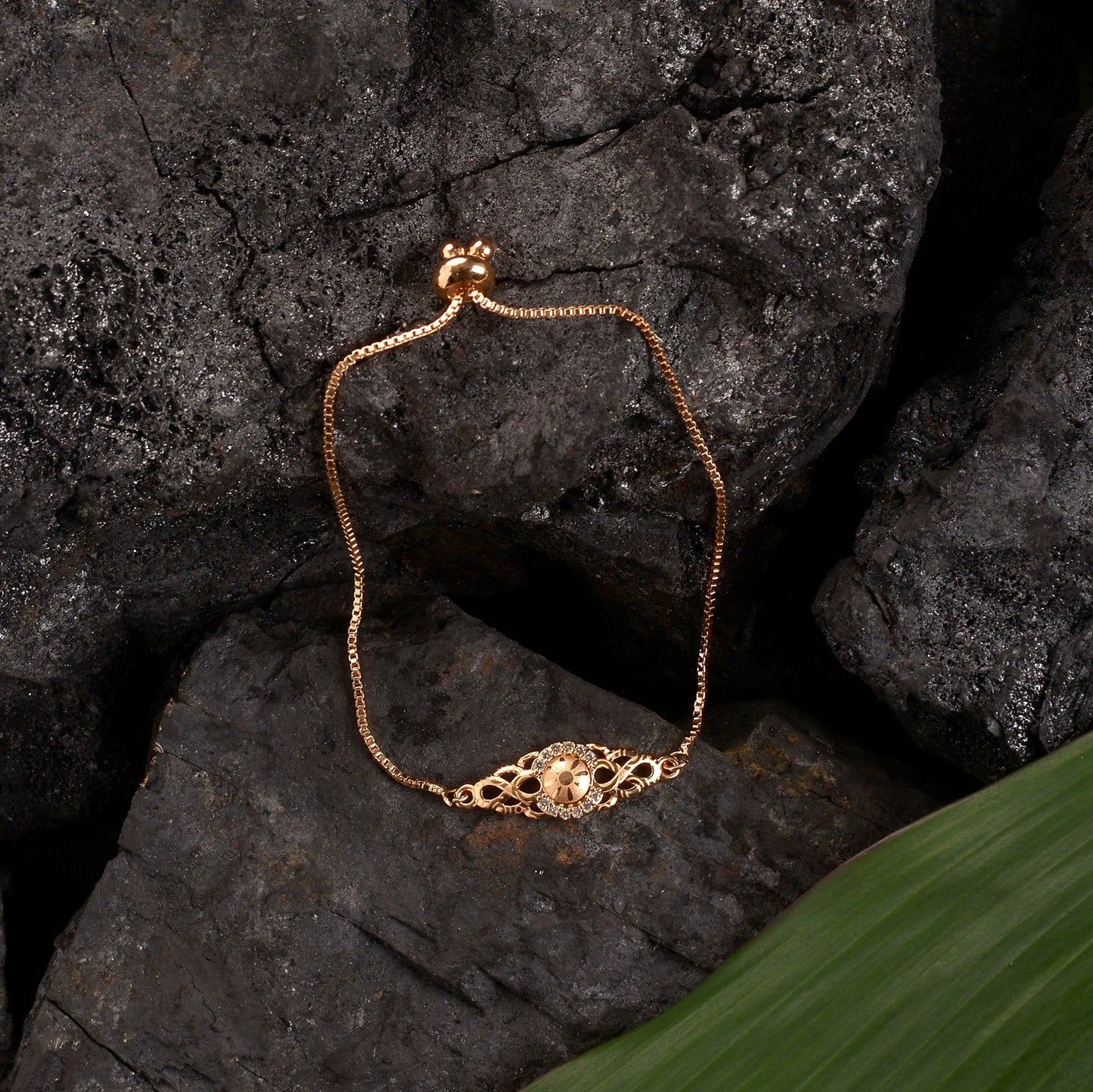 Contour Band- Golden Sleek Bracelet