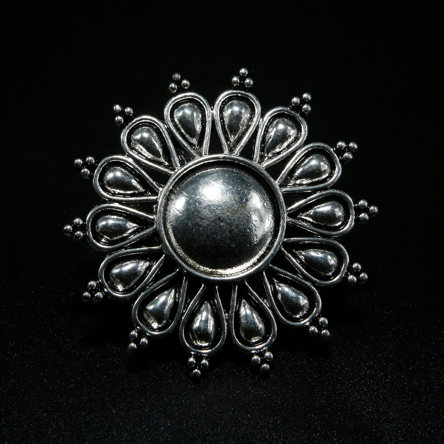 Oxidised circular adjustable Ring