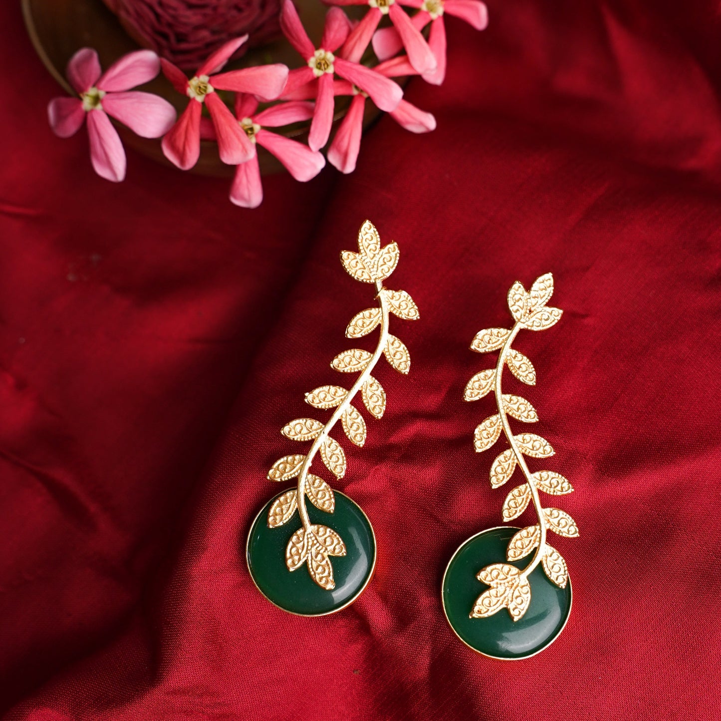 Ashvi- Stone Studded Stud Earrings(Green)