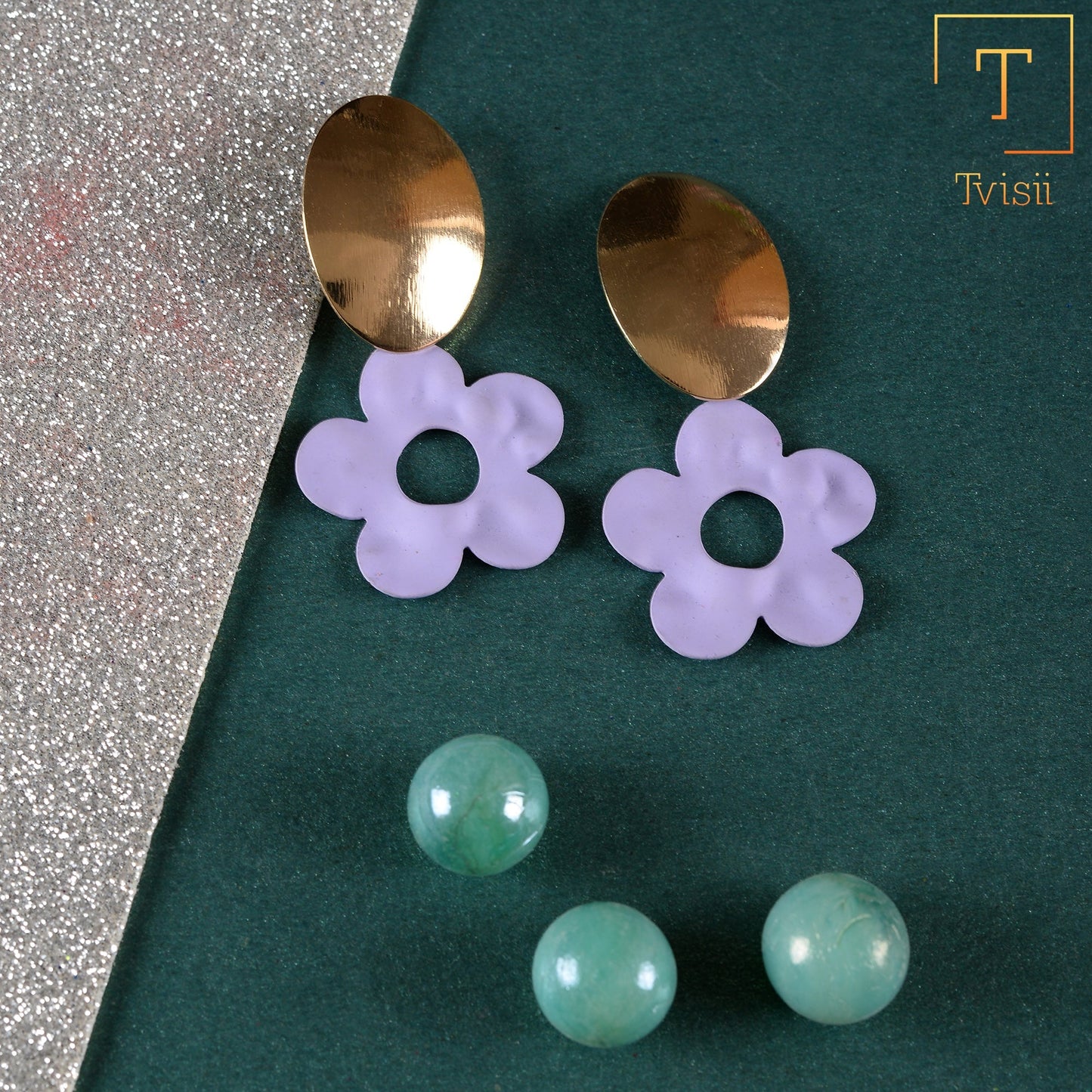 Flower and stone- Flloral stud earrings