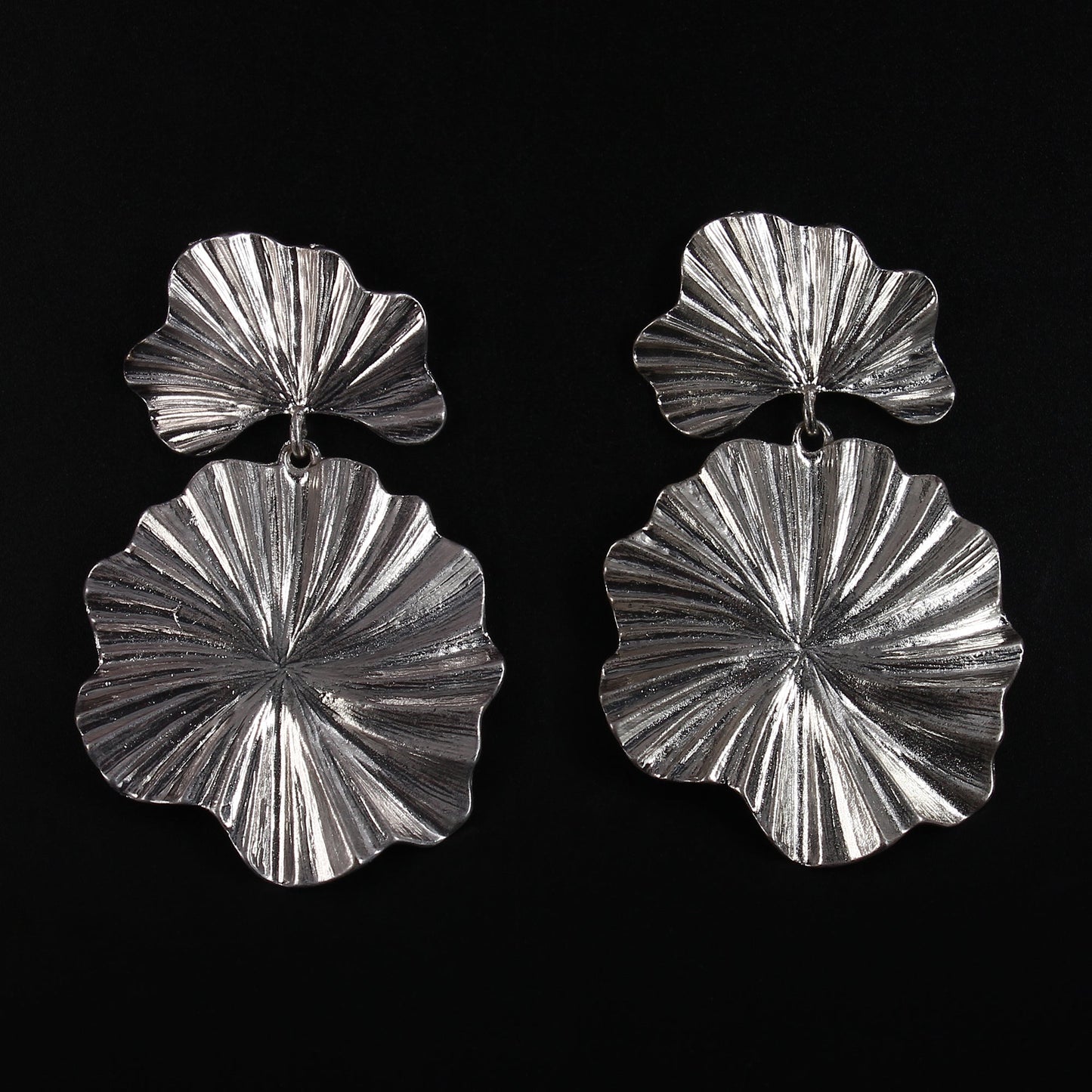 Flawless fora- Silver floral studs