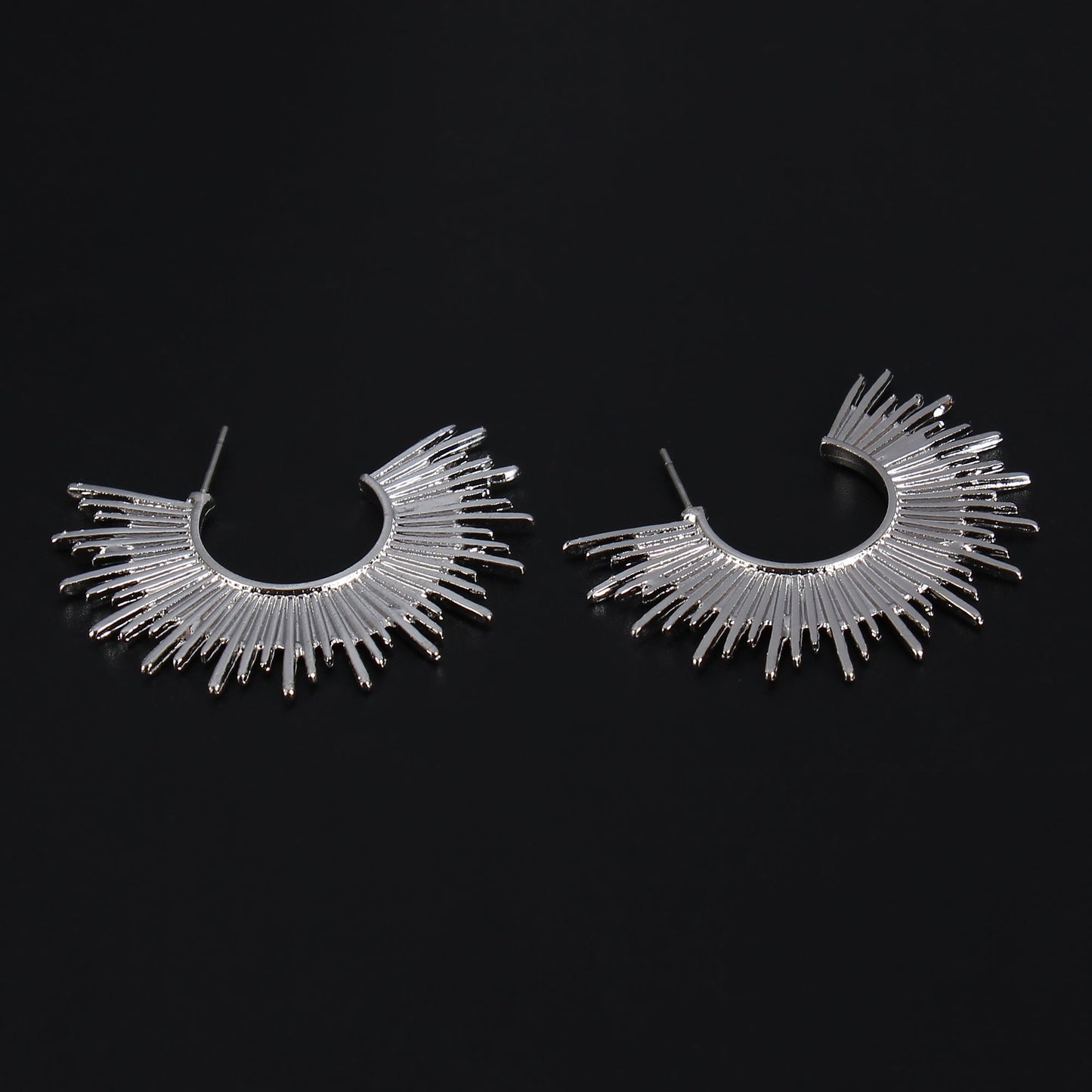 Silver Ray- Silver stud earrings