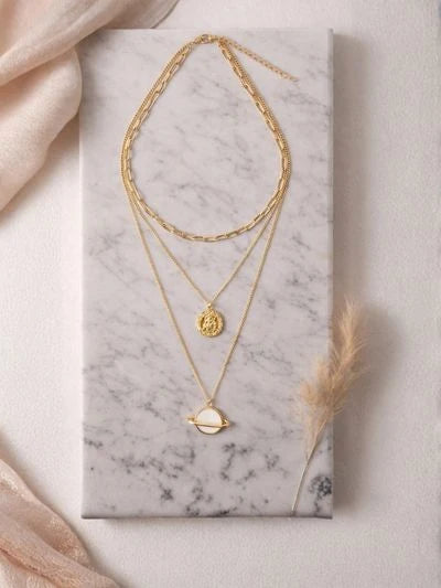 MULTI LAYERED NECKPIECE