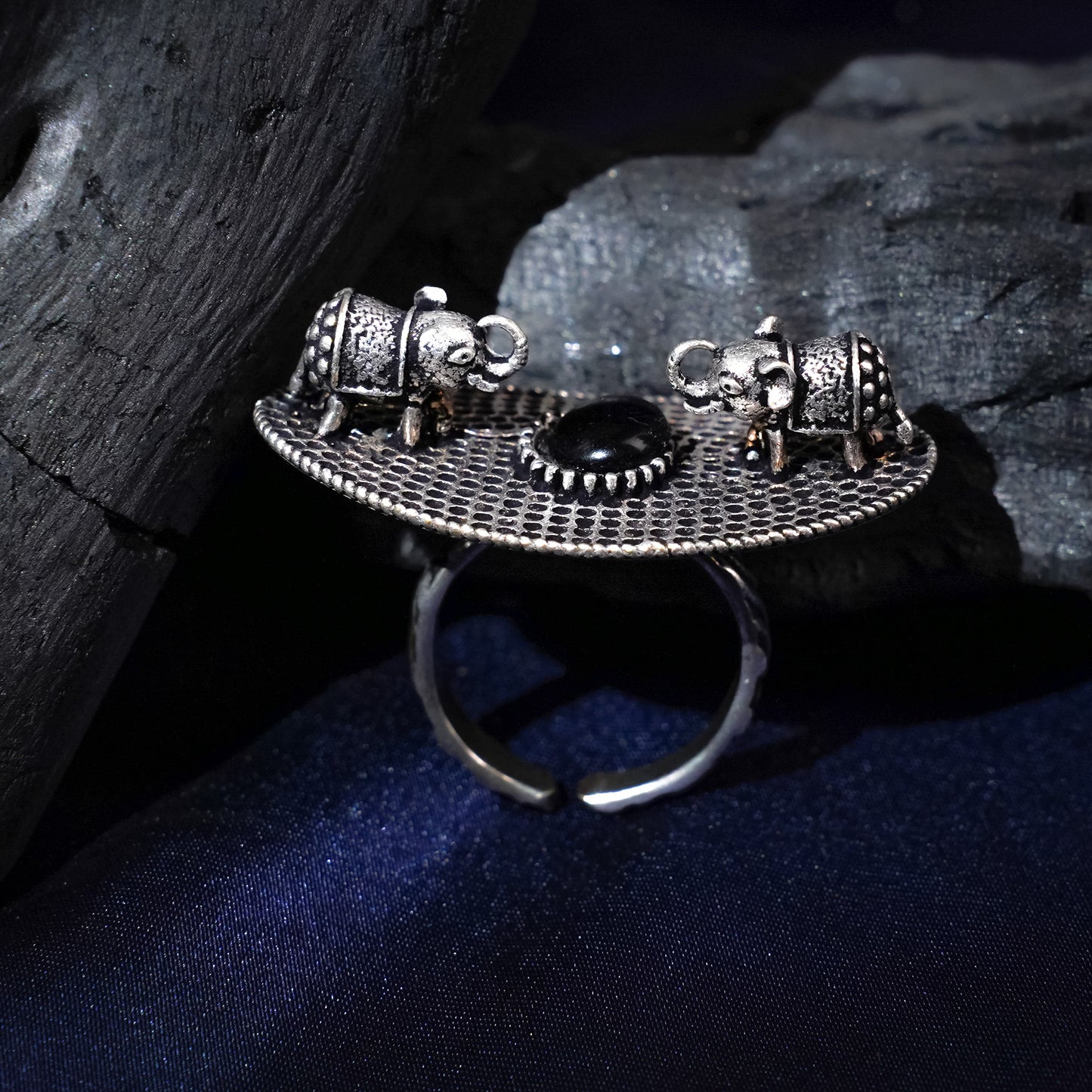 Gajendra- Silver oxidised ring(Black)