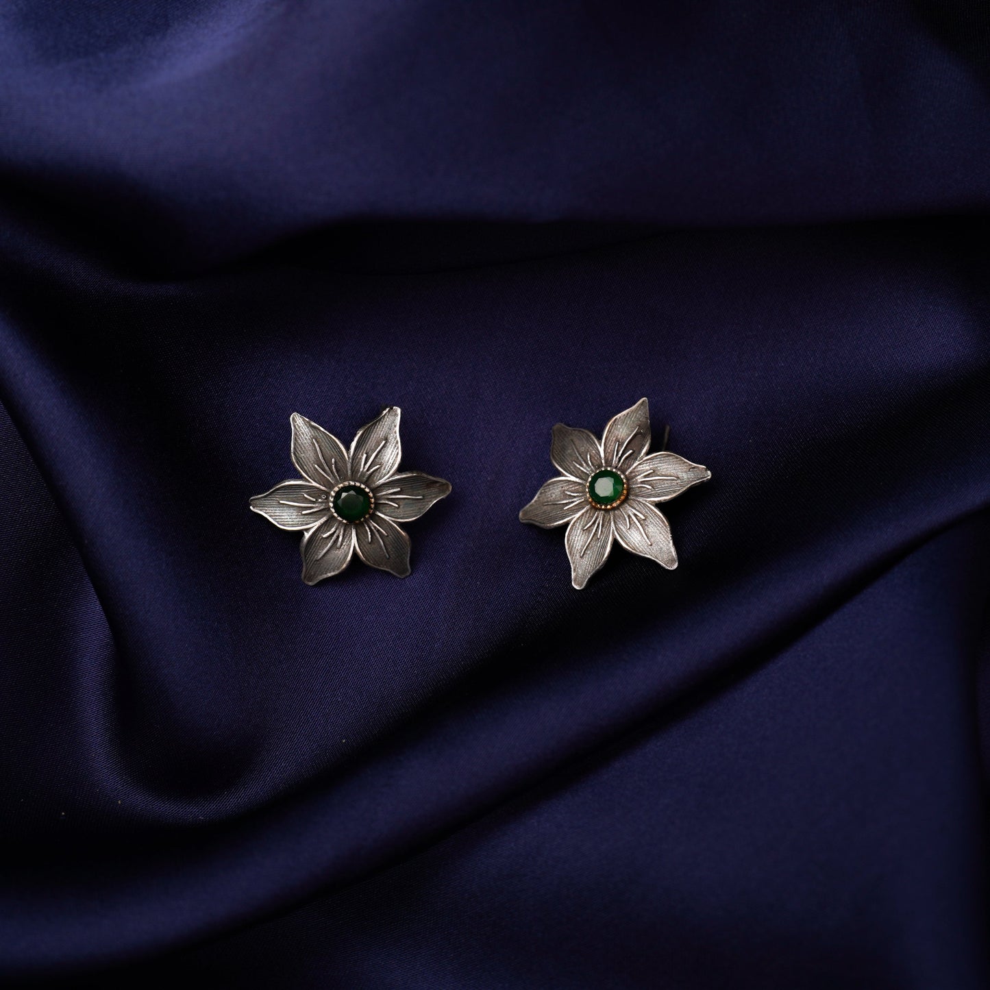 Juhi- Silver Brass Stone-Studded Stud Earrings(Green)