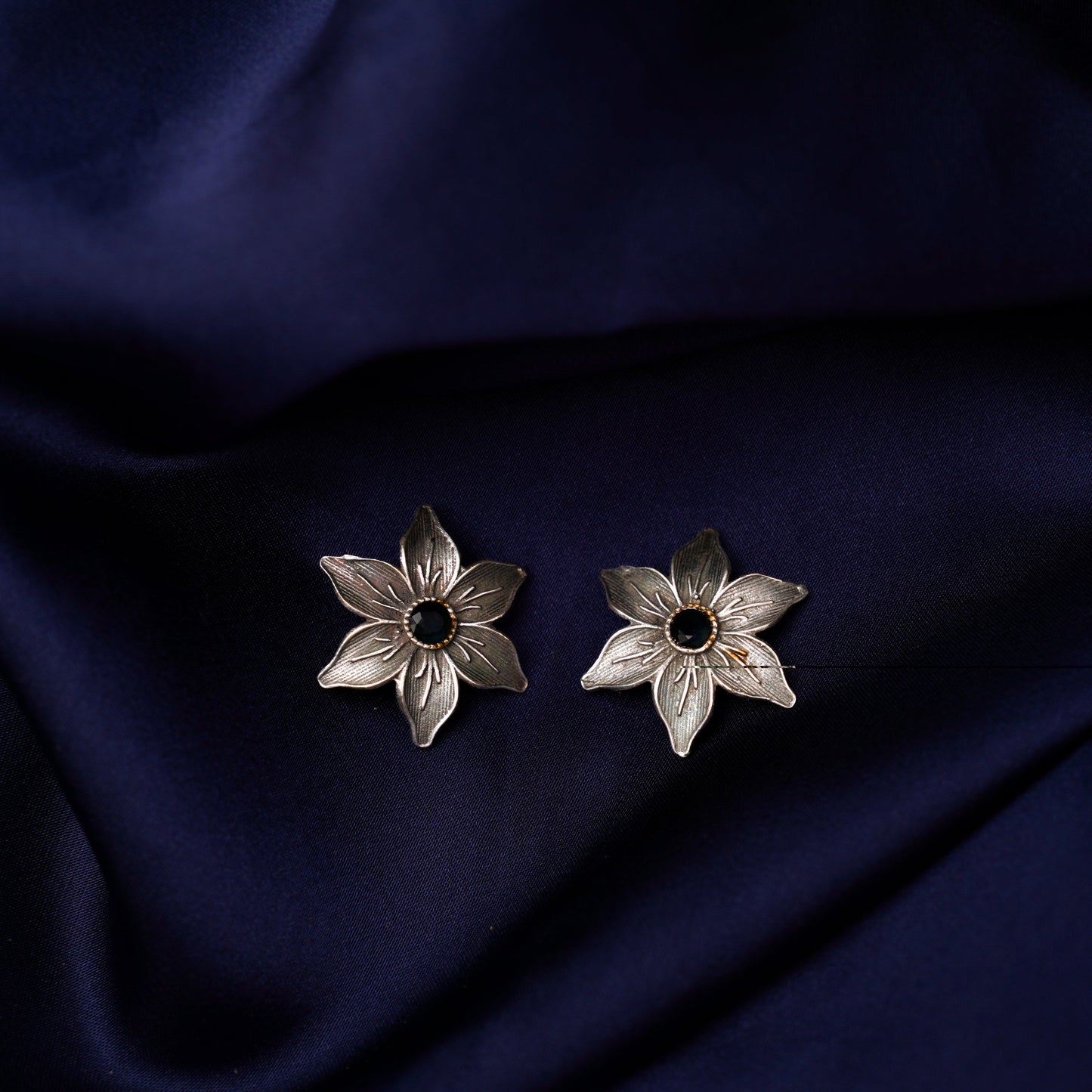 Juhi- Silver Brass Stone-Studded Stud Earrings(Black)