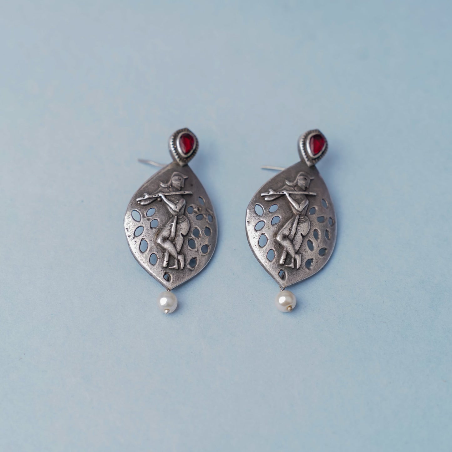 Kanha- Silver Brass Pearl Stud Earrings(Red)