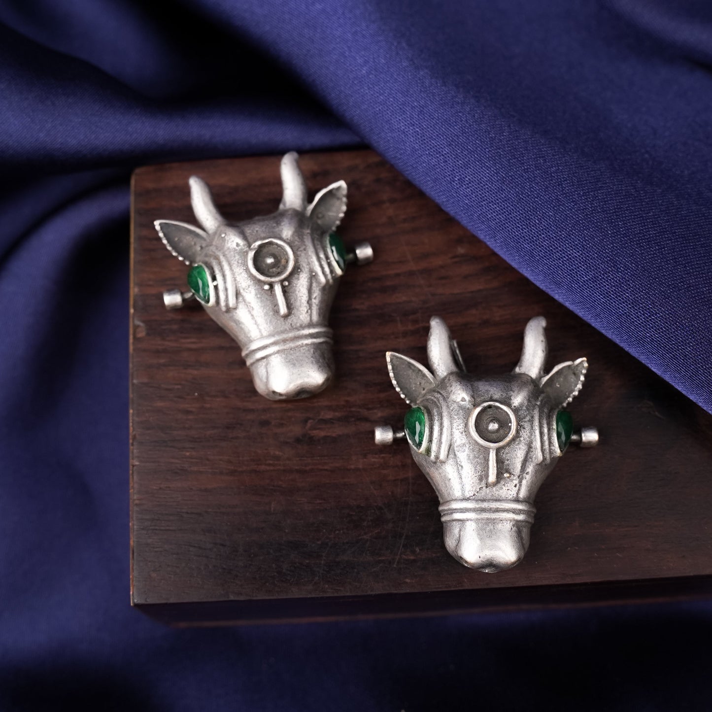 Nandi- Silver oxidised Stone-Studded stud earrings(Green)