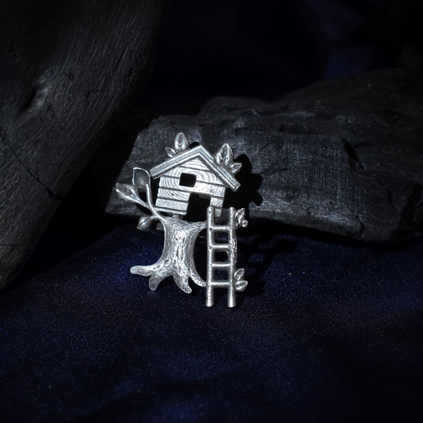 Vamangi – Oxidised Brass Ring