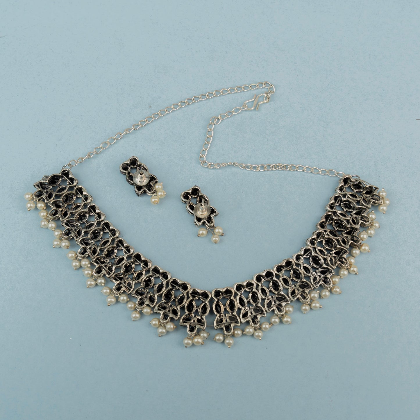 Sharanya – Stone-Studded Brass Necklace Set