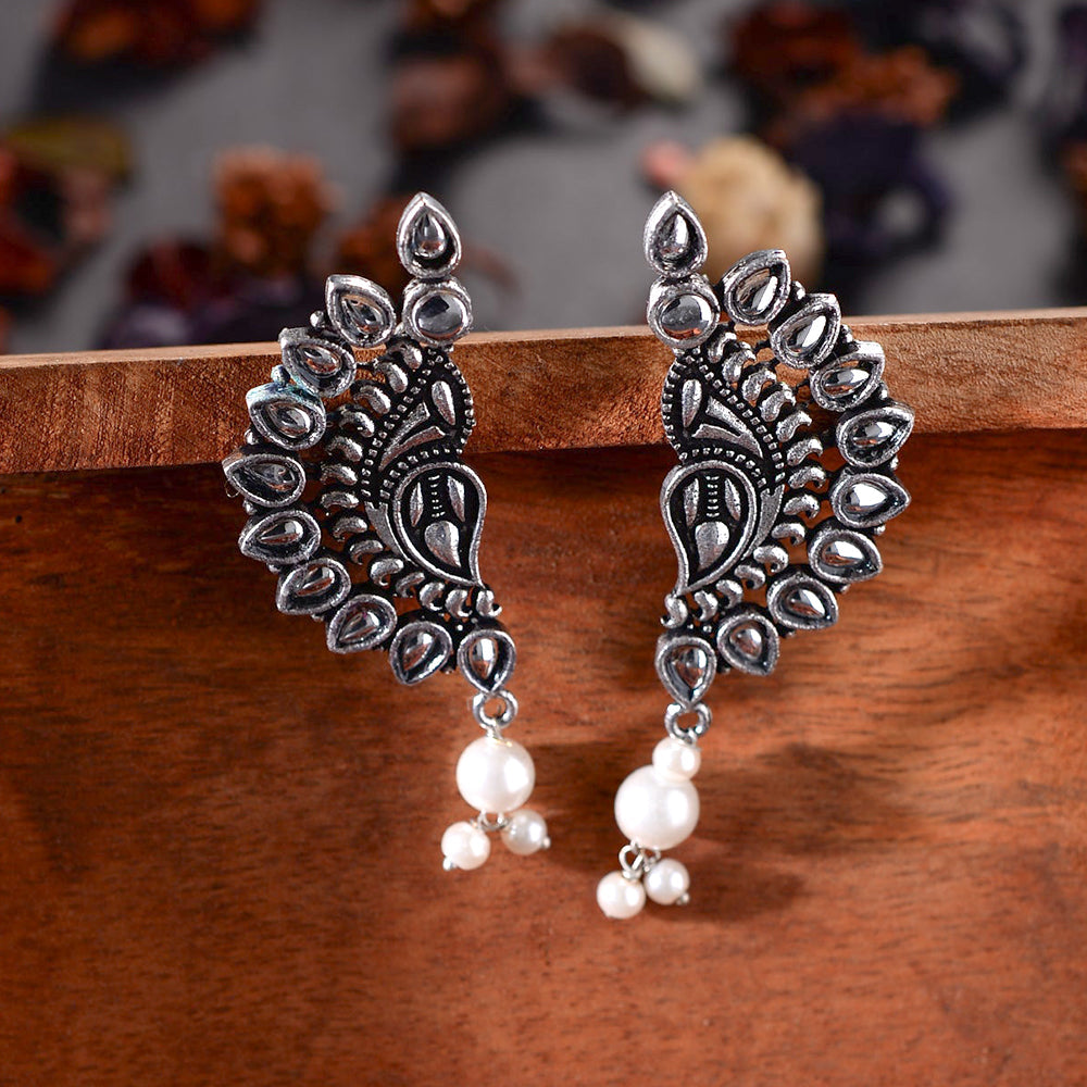 Traditional twirls- Handing pearl oxidised stud earrings