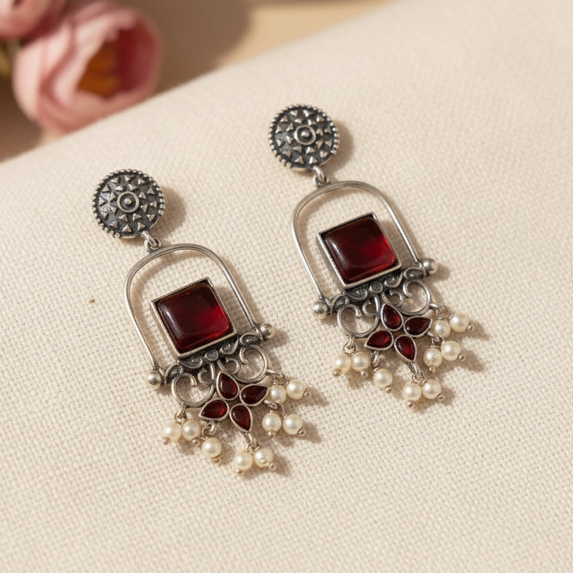 Meherab- Silver Brass Oxidised Stone-Studded Dngler Earrings (Red)